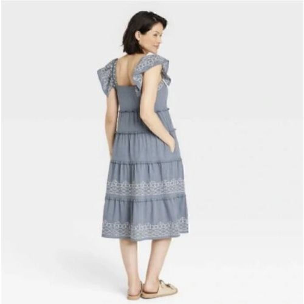 Knox Rose Blue Maxi Dress - Picture 2 of 11